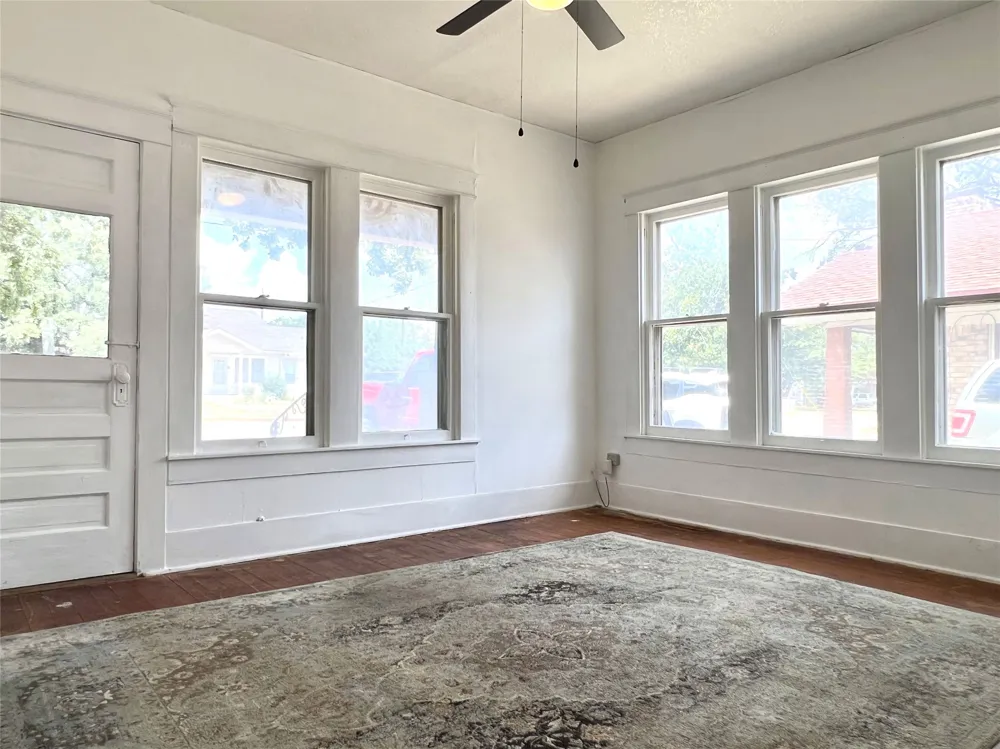 2202 Avenue E Brownwood, TX 76801