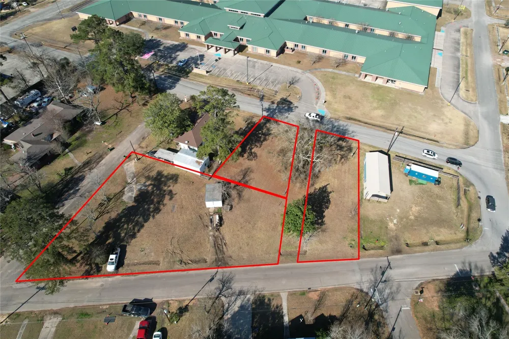 303 Southline Street Cleveland, TX 77327