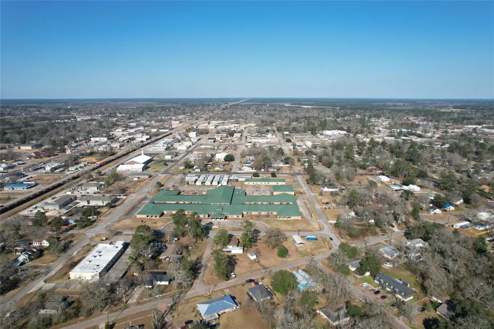 303 Southline Street Cleveland, TX 77327
