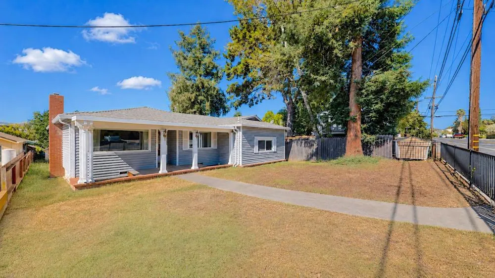324 Military Benicia, CA 94510