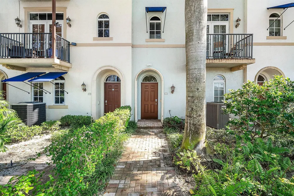 3281 Estancia Lane Boynton Beach, FL 33435