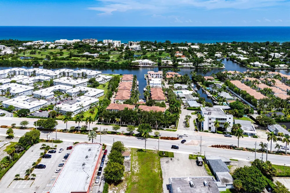 3281 Estancia Lane Boynton Beach, FL 33435
