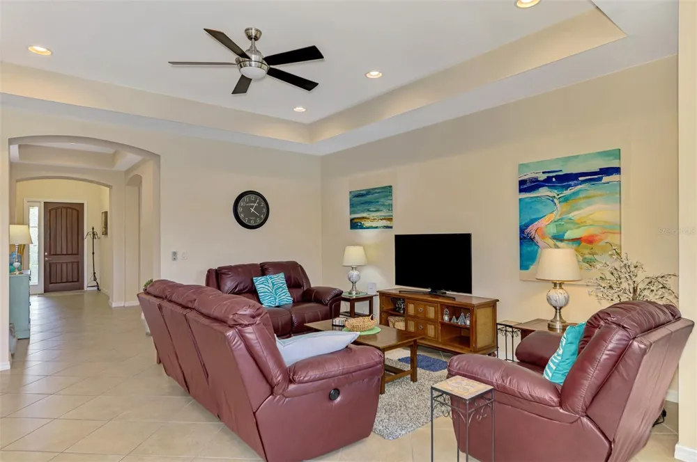 1050 BLUFFWOOD DRIVE Nokomis, FL 34275