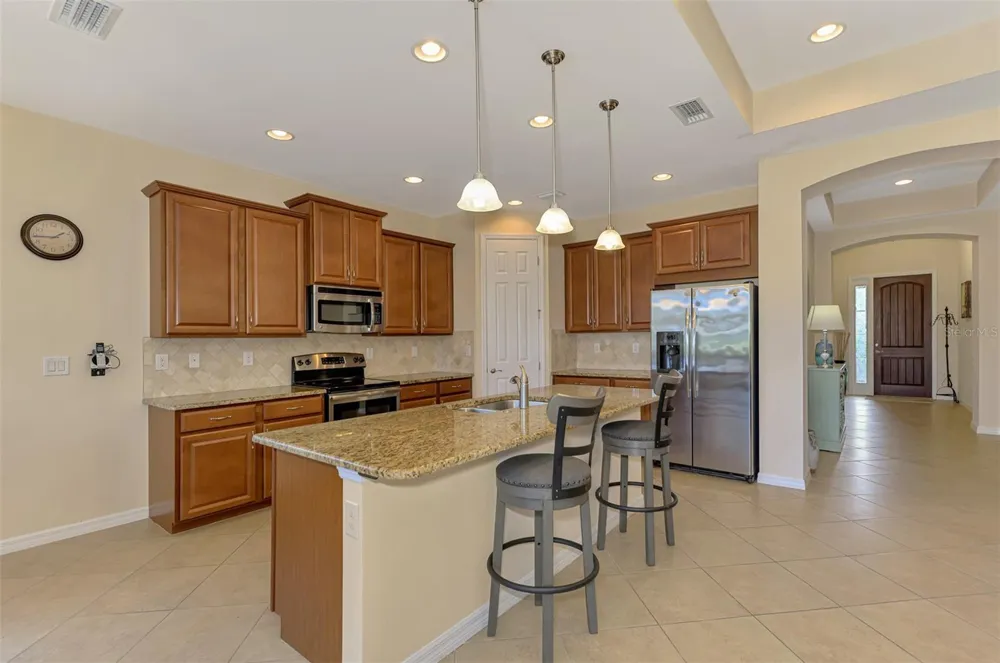 1050 BLUFFWOOD DRIVE Nokomis, FL 34275