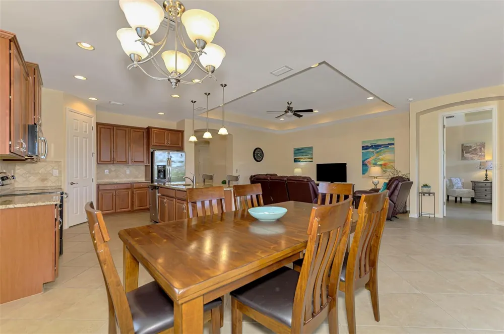 1050 BLUFFWOOD DRIVE Nokomis, FL 34275