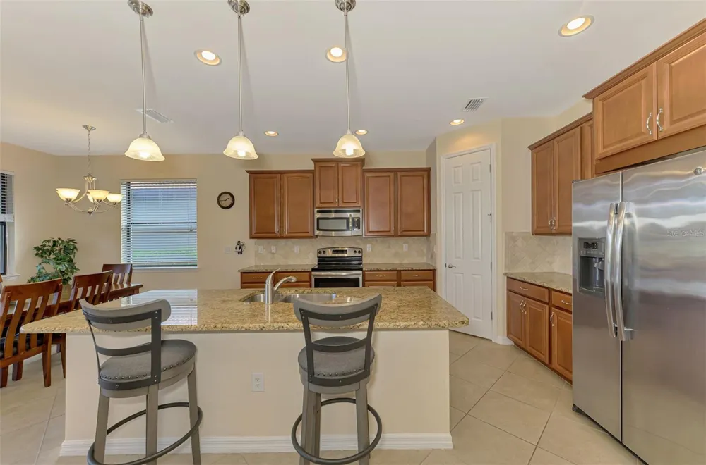 1050 BLUFFWOOD DRIVE Nokomis, FL 34275