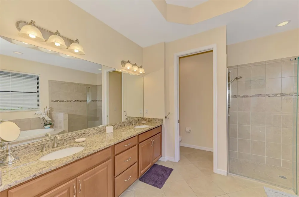 1050 BLUFFWOOD DRIVE Nokomis, FL 34275