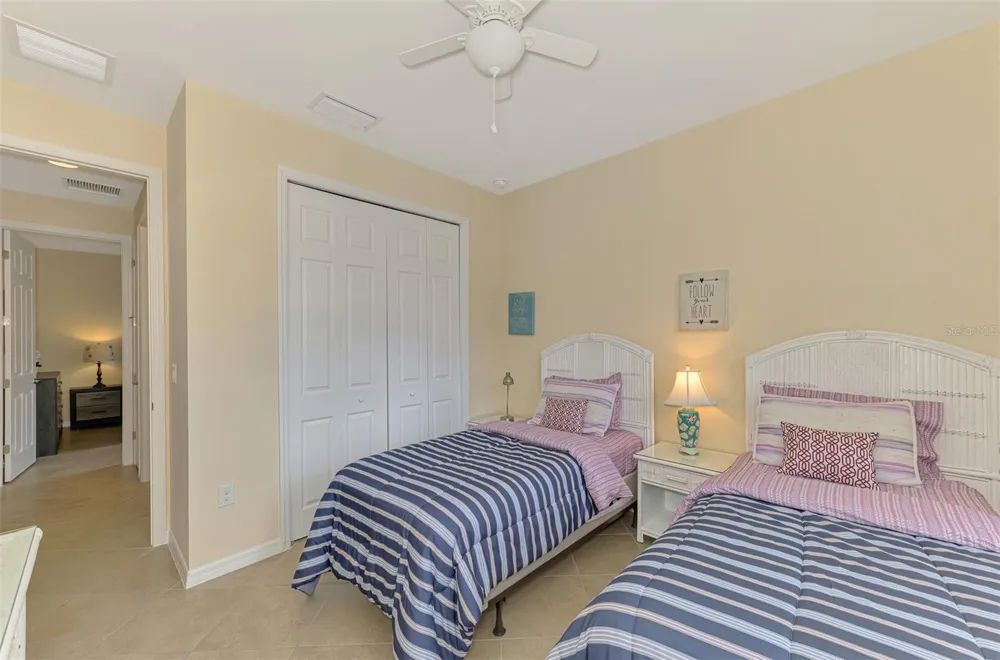 1050 BLUFFWOOD DRIVE Nokomis, FL 34275
