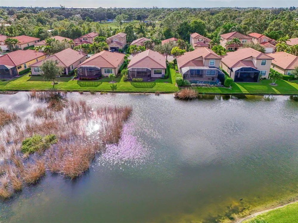 1050 BLUFFWOOD DRIVE Nokomis, FL 34275