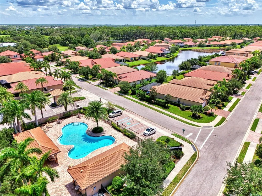 1050 BLUFFWOOD DRIVE Nokomis, FL 34275
