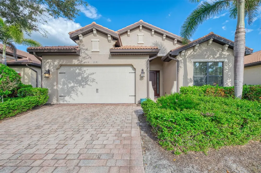 1050 BLUFFWOOD DRIVE Nokomis, FL 34275