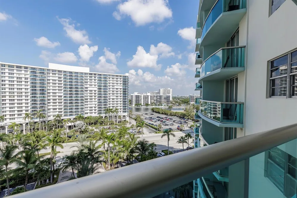 3801 S OCEAN DRIVE #10S Hollywood, FL 33019
