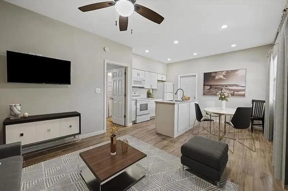 1620 MONROE STREET #Rear Hollywood, FL 33020