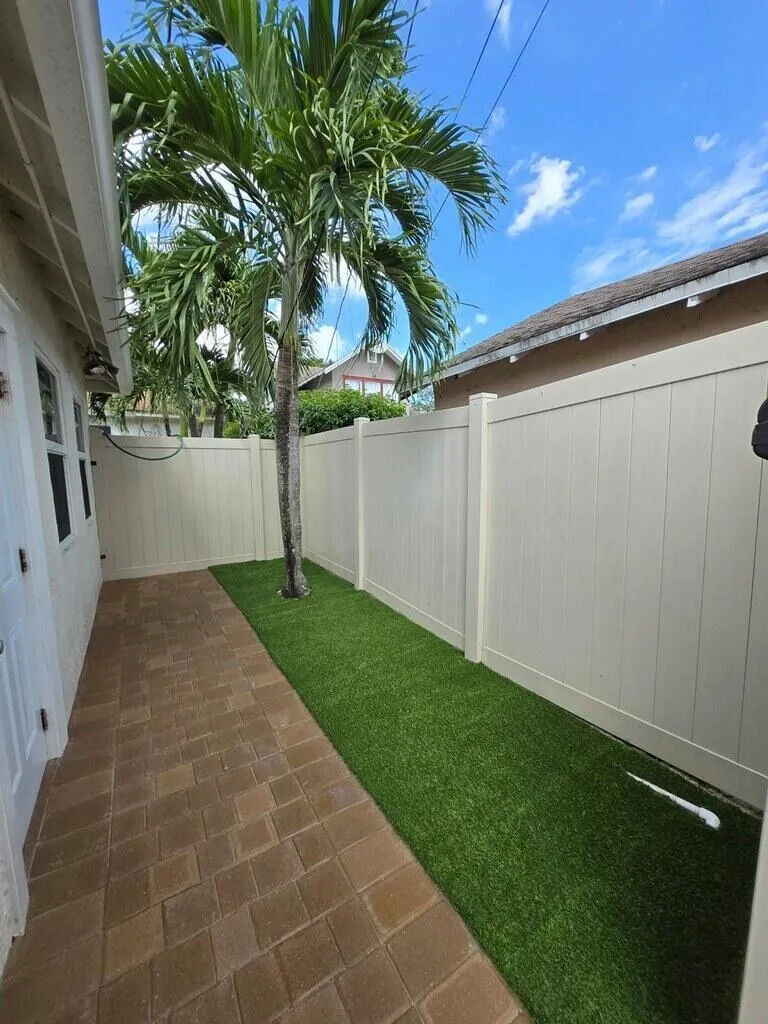 1620 MONROE STREET #Rear Hollywood, FL 33020