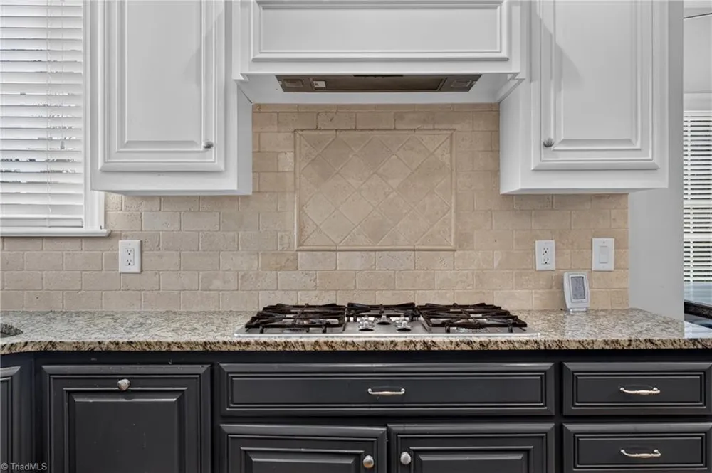 4329 Griffins Gate Lane Greensboro, NC 27407