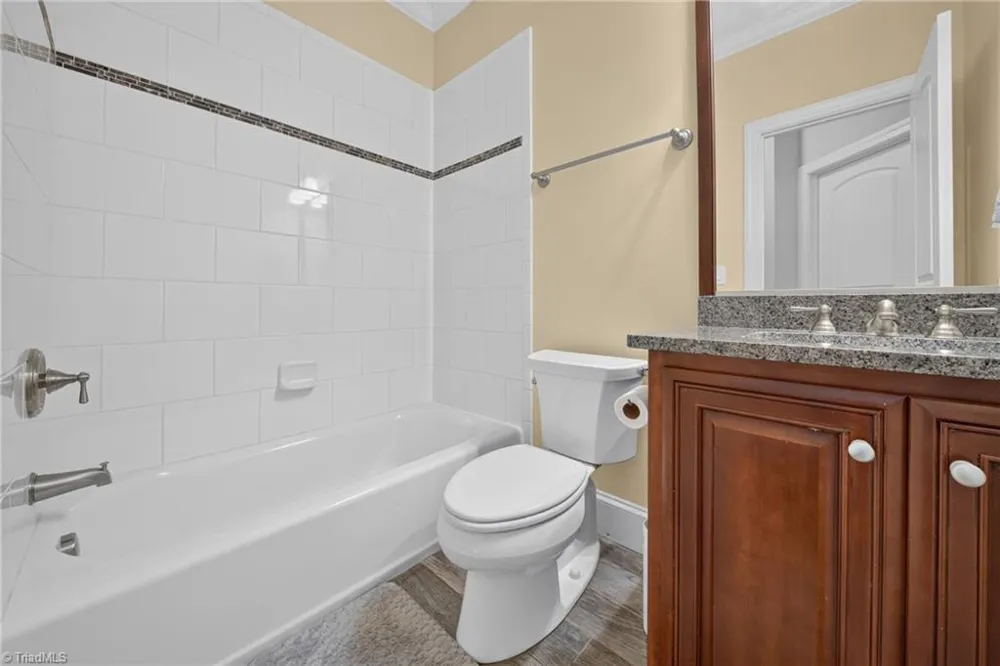 4329 Griffins Gate Lane Greensboro, NC 27407
