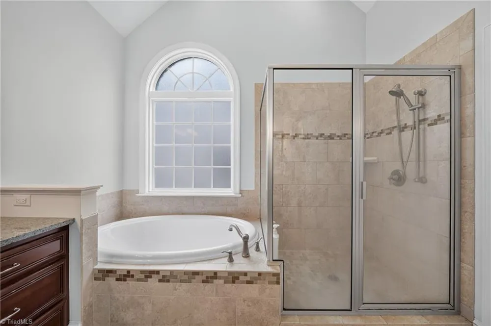 4329 Griffins Gate Lane Greensboro, NC 27407