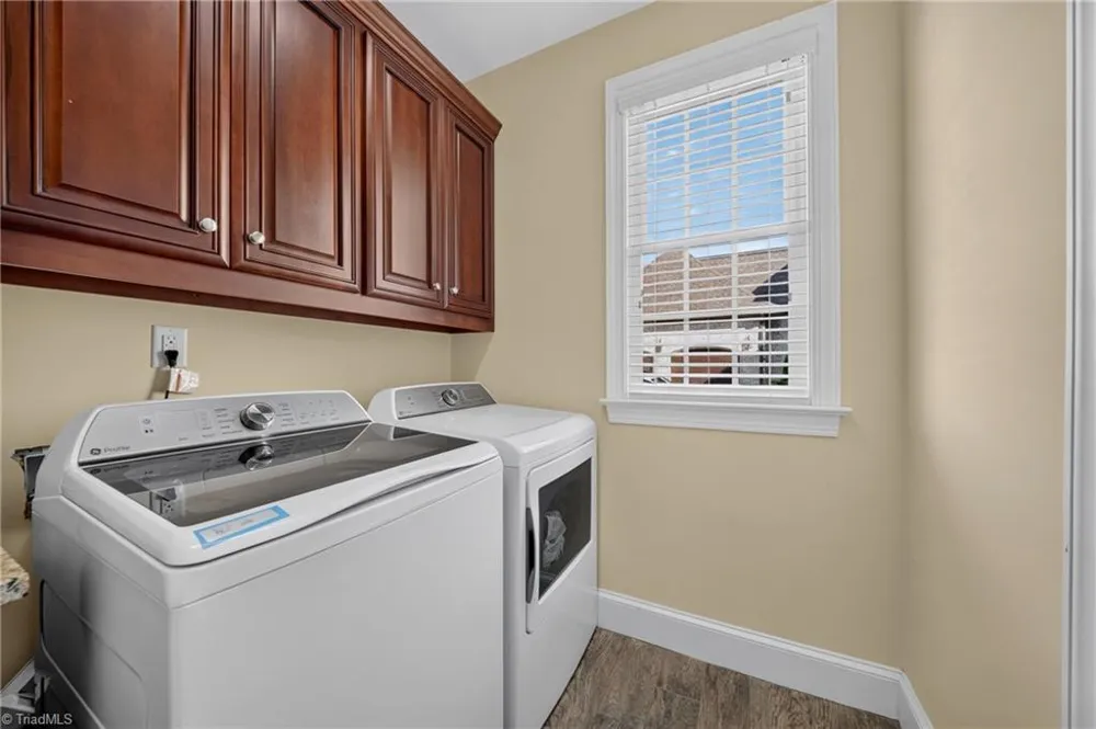 4329 Griffins Gate Lane Greensboro, NC 27407