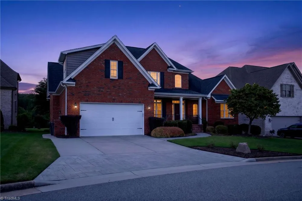 4329 Griffins Gate Lane Greensboro, NC 27407