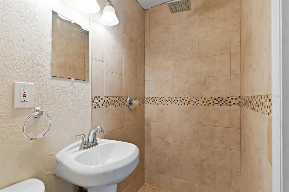 1937 RIDGEWOOD DRIVE Clearwater, FL 33763