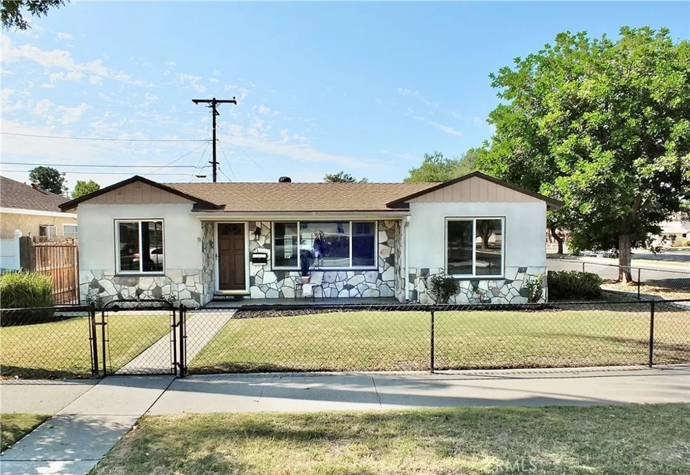 3502 E Allington Street Long Beach, CA 90805