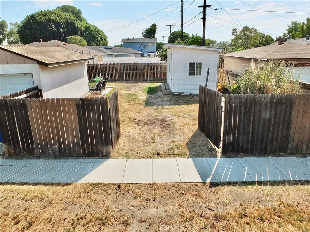 3502 E Allington Street Long Beach, CA 90805