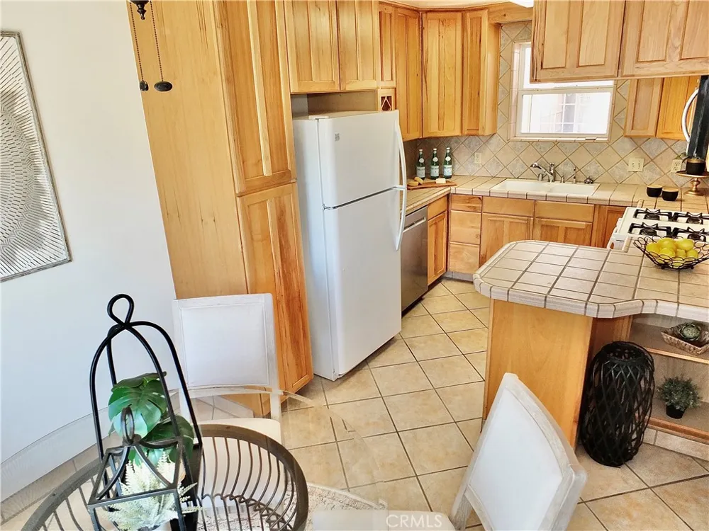 3502 E Allington Street Long Beach, CA 90805