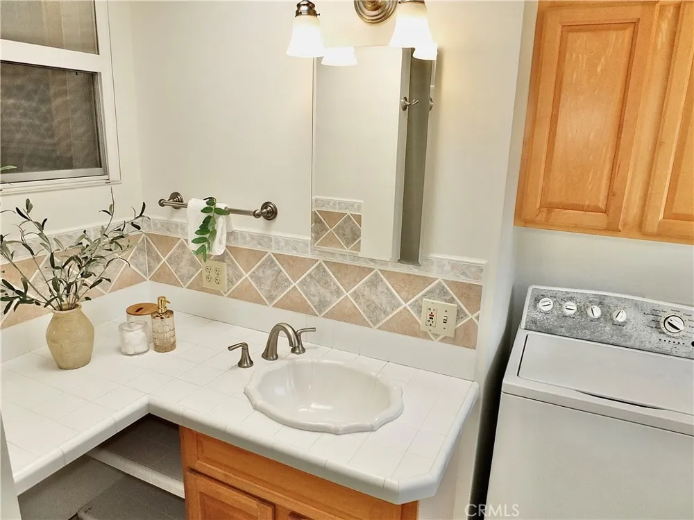 3502 E Allington Street Long Beach, CA 90805