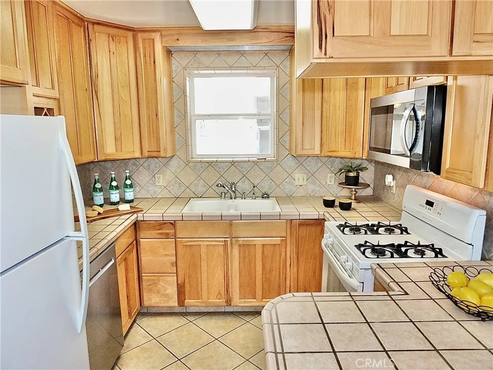 3502 E Allington Street Long Beach, CA 90805