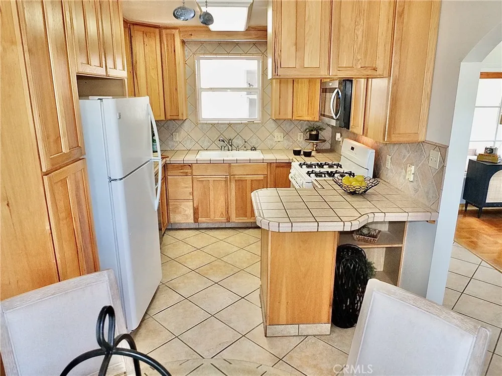 3502 E Allington Street Long Beach, CA 90805