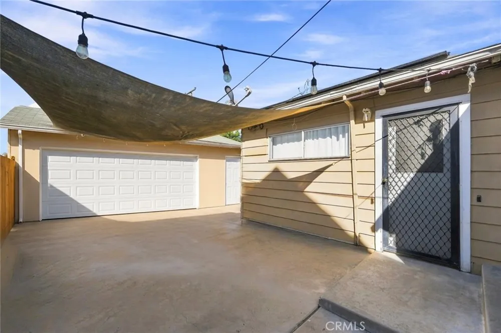 3853 Josephine Lynwood, CA 90262