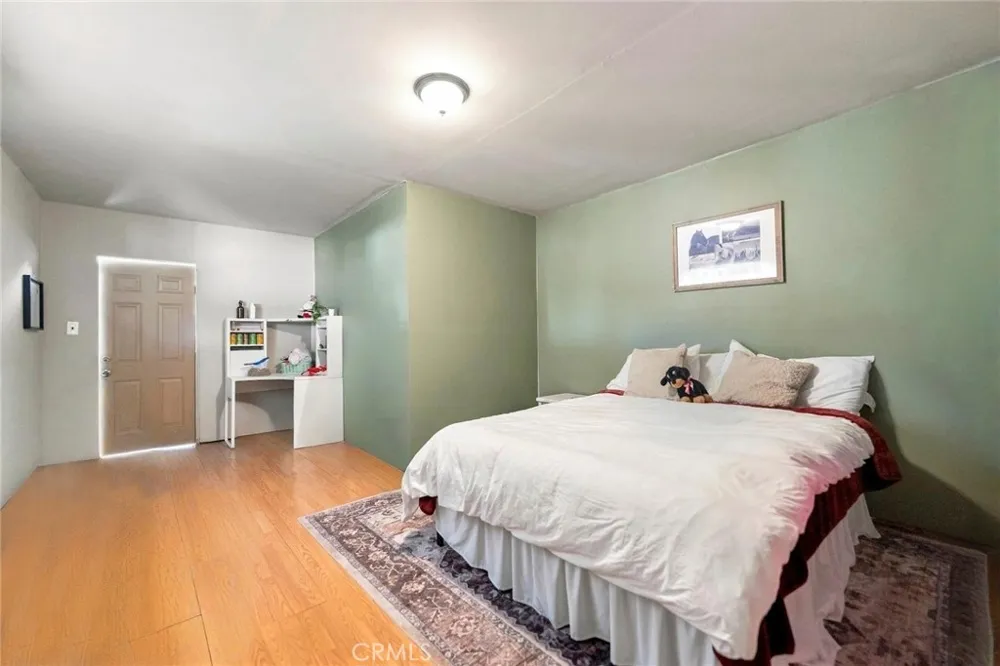 3853 Josephine Lynwood, CA 90262