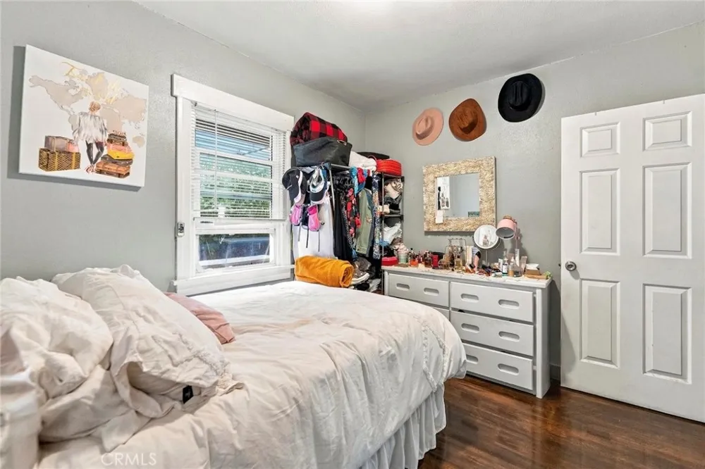 3853 Josephine Lynwood, CA 90262