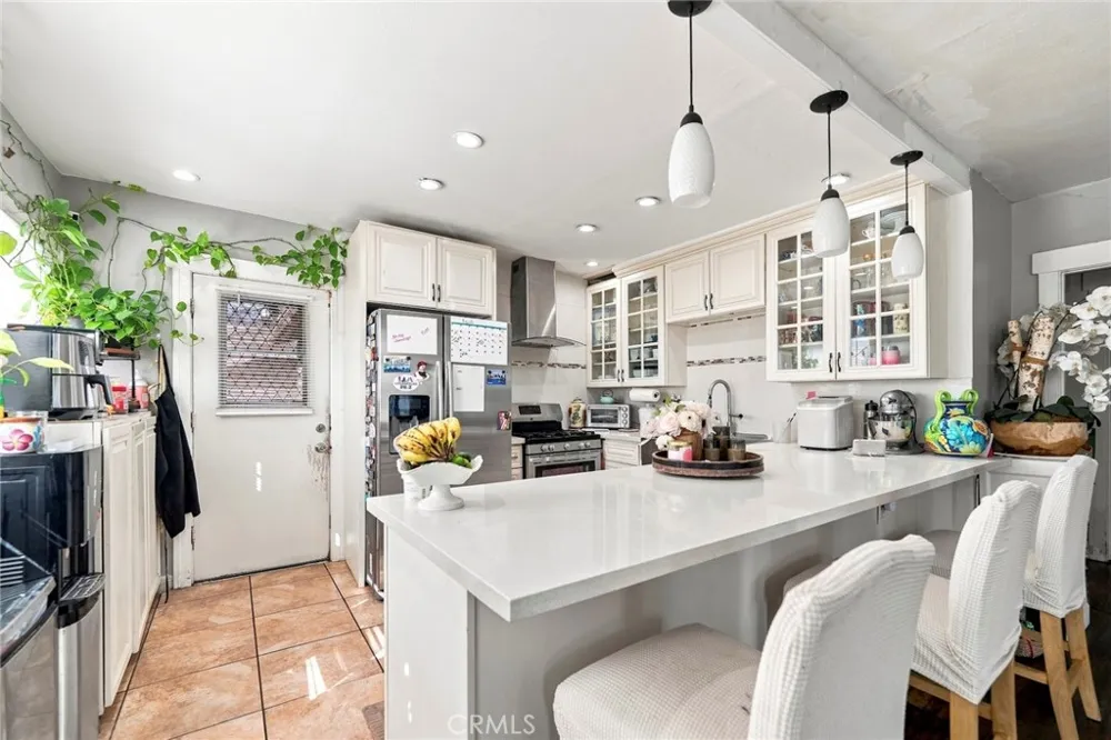 3853 Josephine Lynwood, CA 90262