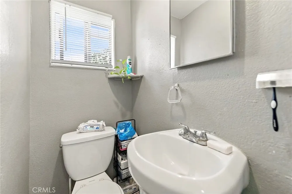 3853 Josephine Lynwood, CA 90262
