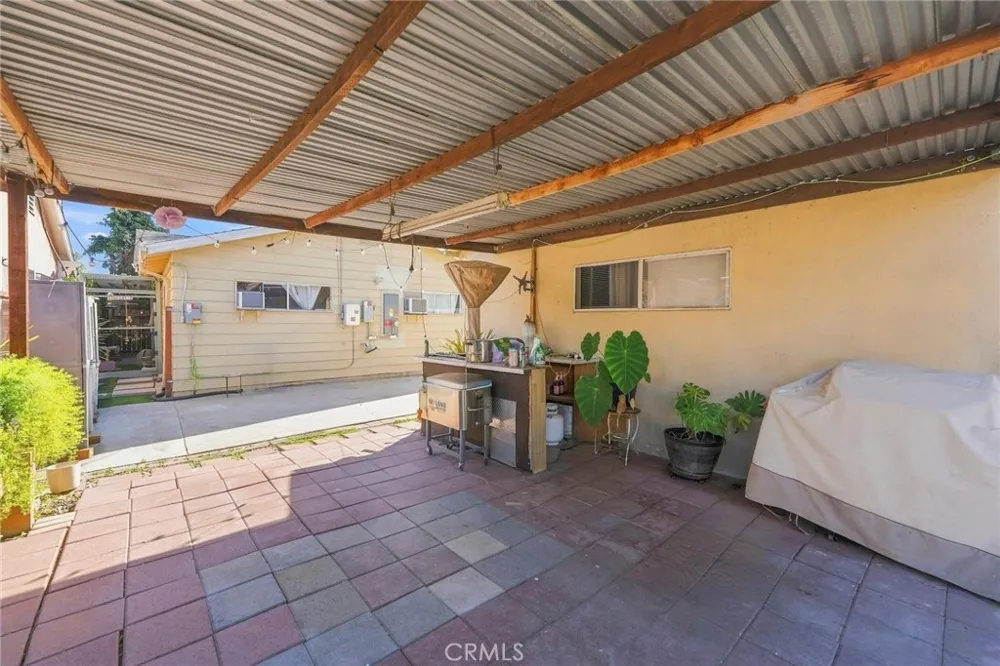 3853 Josephine Lynwood, CA 90262
