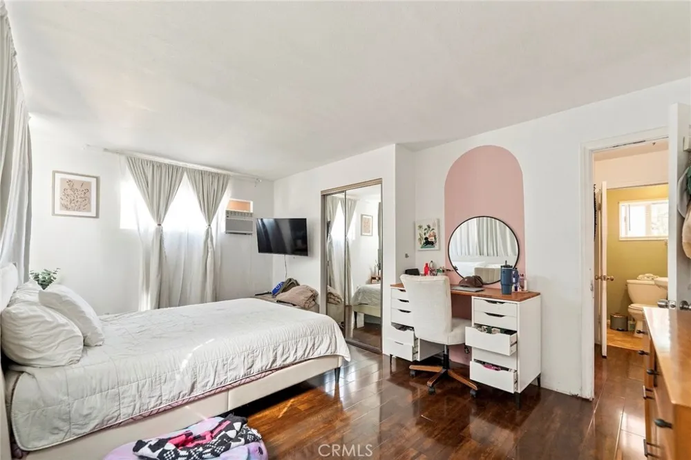 3853 Josephine Lynwood, CA 90262