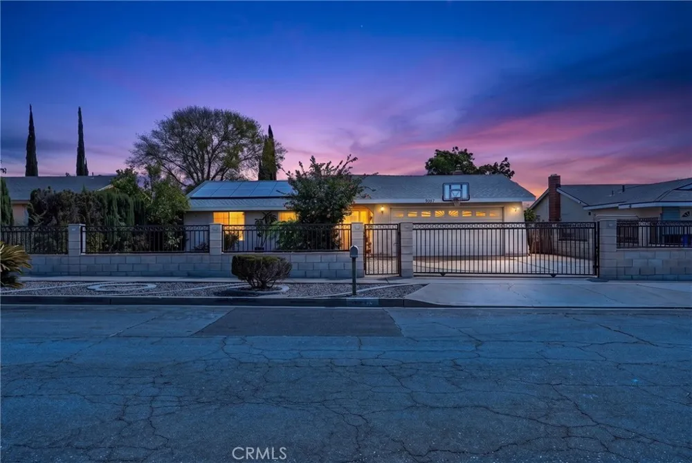 9087 Rosecrest Lane Fontana, CA 92335