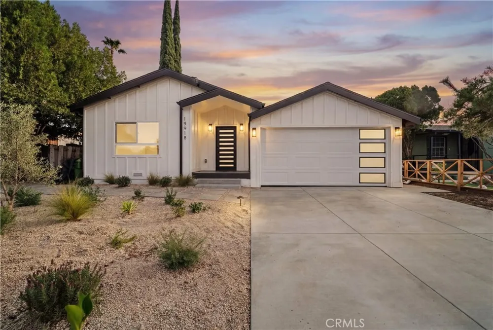 19918 Kittridge Winnetka, CA 91306