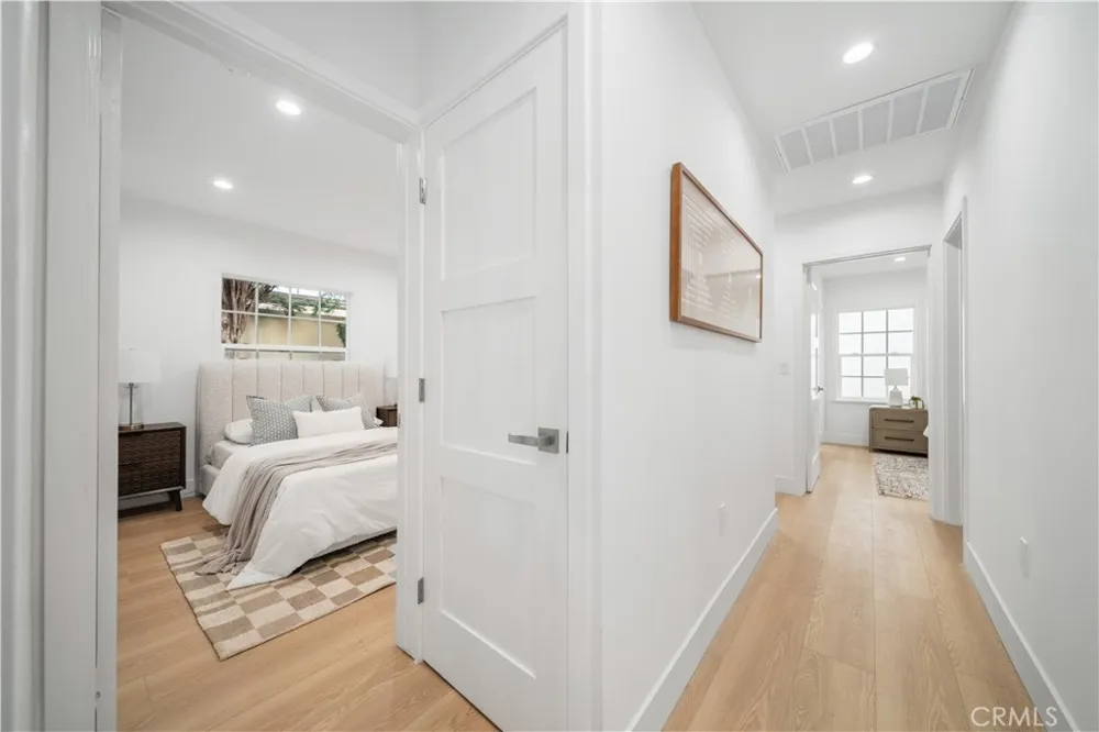 19918 Kittridge Winnetka, CA 91306