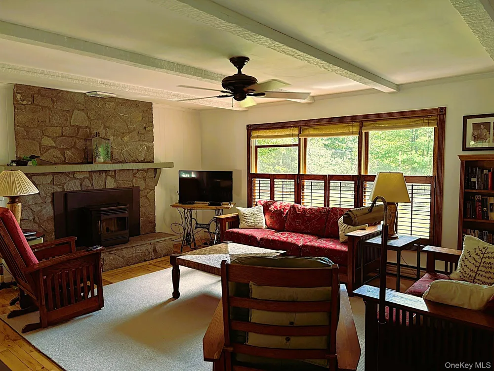 33 Twin Bridges Road Copake, NY 12516