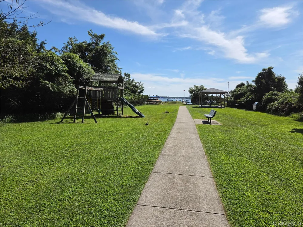 280 Marina Lane East Marion, NY 11939