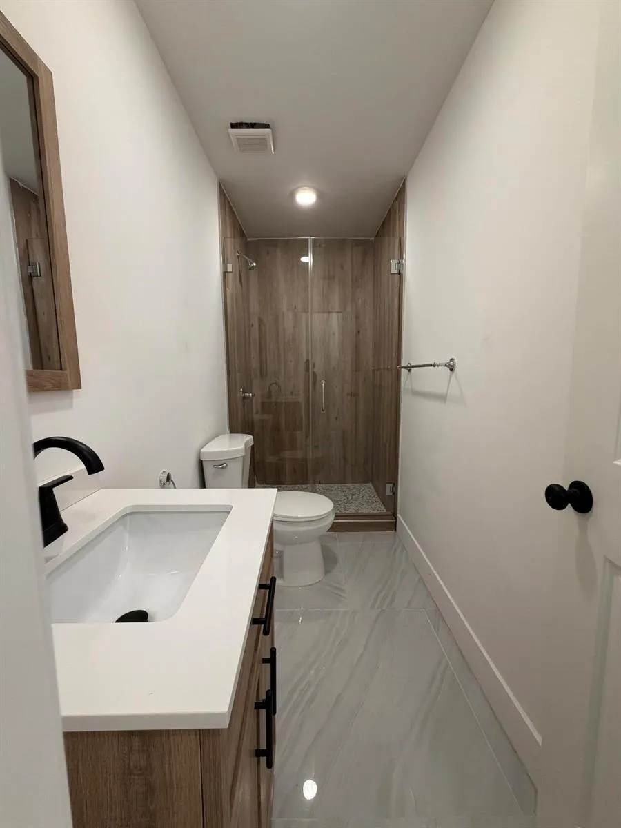 8211 BISCAYNE BOULEVARD #3 Miami, FL 33138
