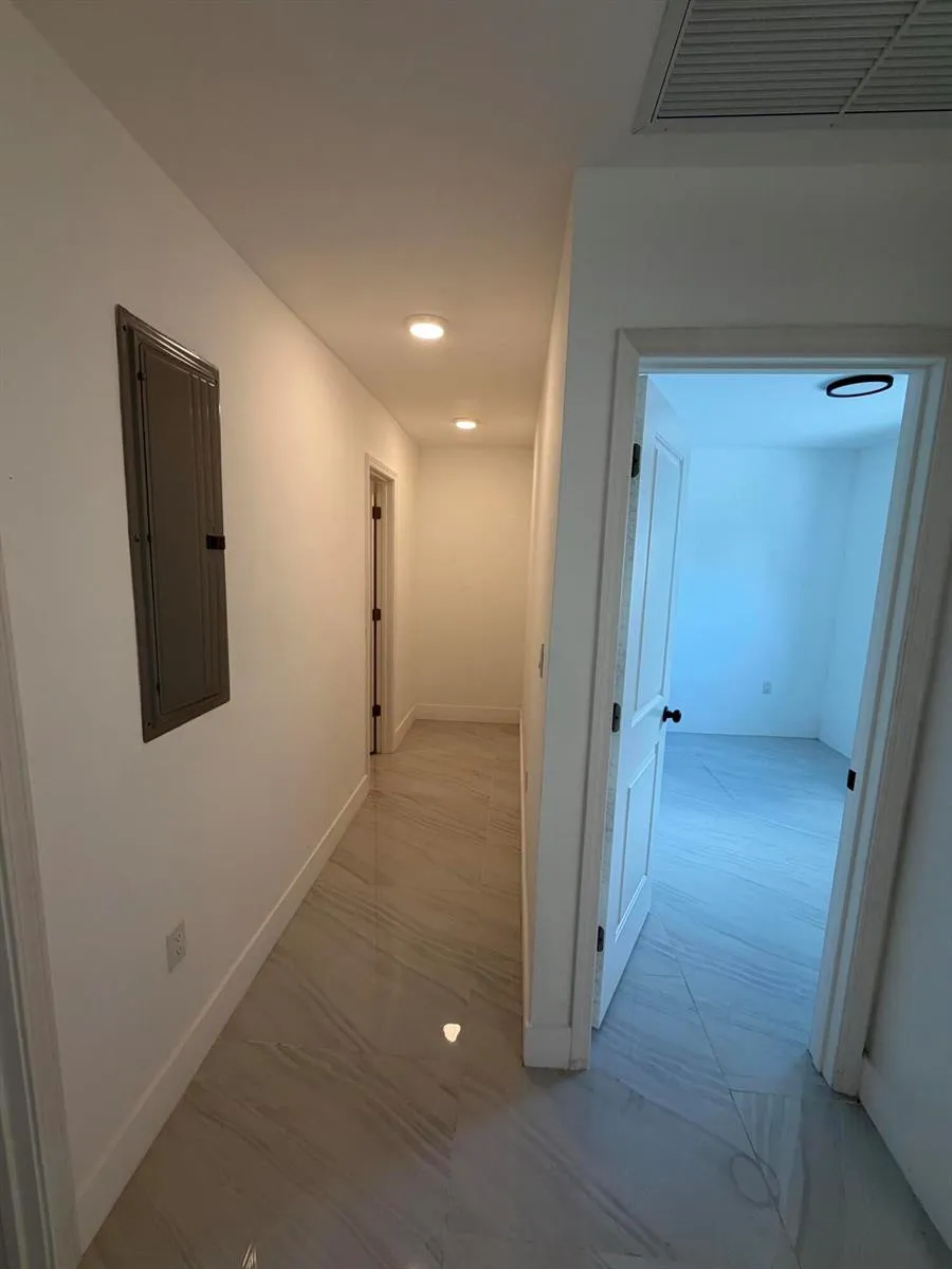 8211 BISCAYNE BOULEVARD #3 Miami, FL 33138