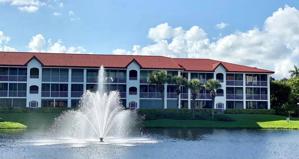 7030 Half Moon Circle #216 Hypoluxo, FL 33462