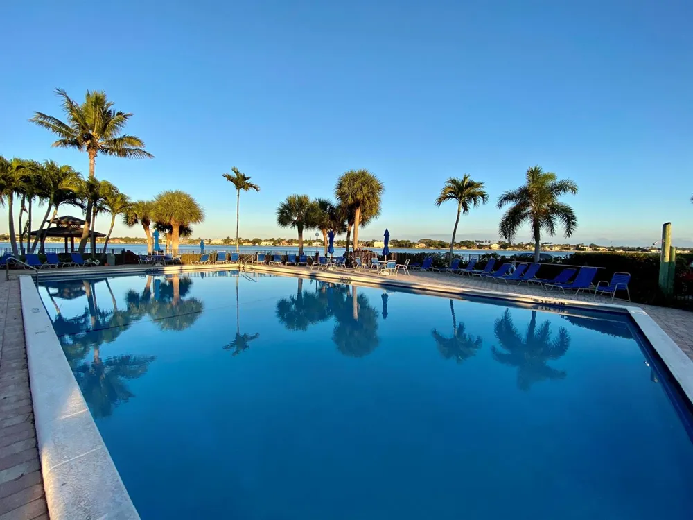 7030 Half Moon Circle #216 Hypoluxo, FL 33462