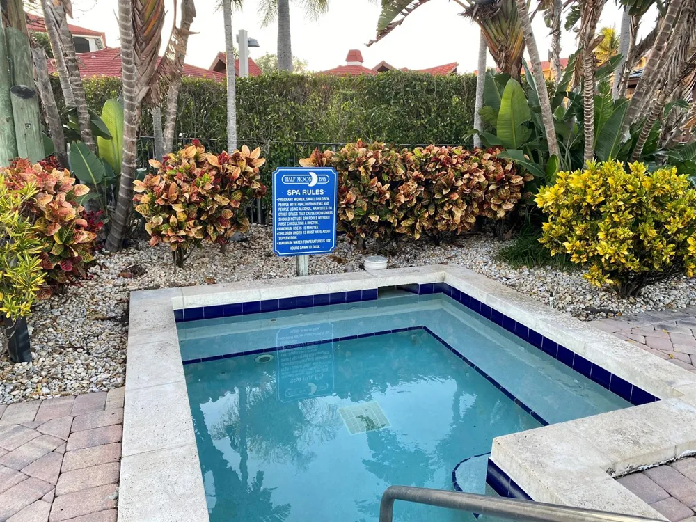 7030 Half Moon Circle #216 Hypoluxo, FL 33462