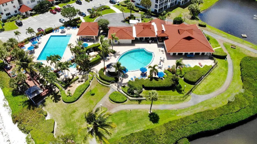 7030 Half Moon Circle #216 Hypoluxo, FL 33462