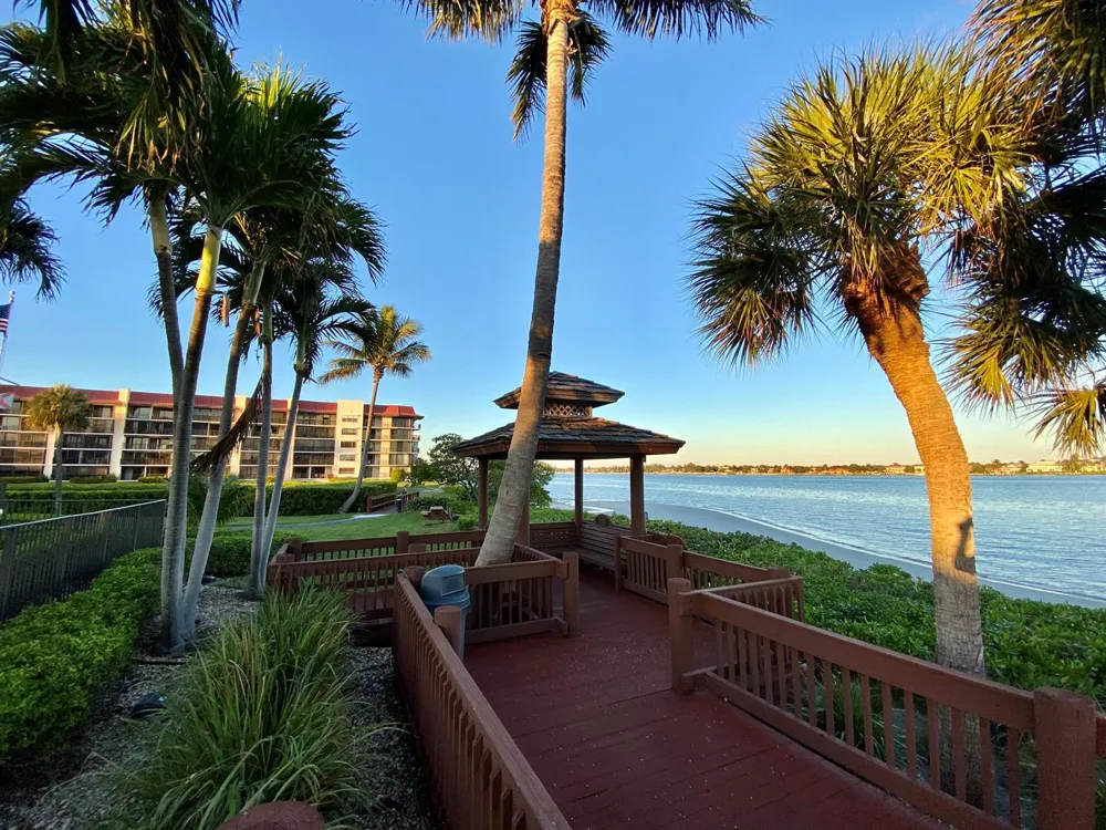 7030 Half Moon Circle #216 Hypoluxo, FL 33462