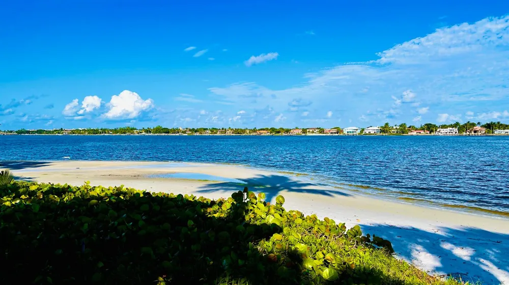 7030 Half Moon Circle #216 Hypoluxo, FL 33462
